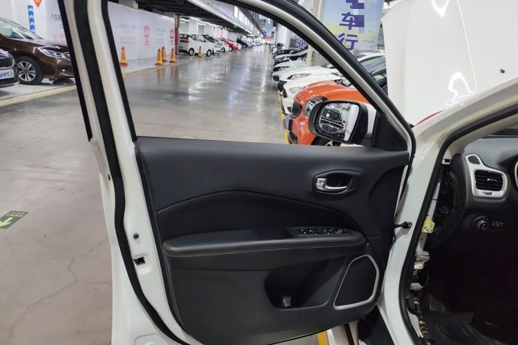 Used Jeep Compass 2017 200T Automatic Family Edition