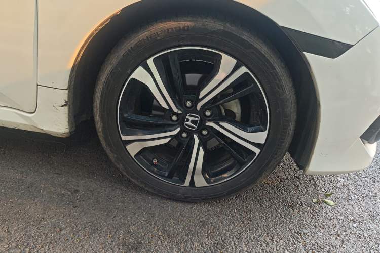 Used Honda Civic 2016 220TURBO CVT Prestige Edition Exterior 7