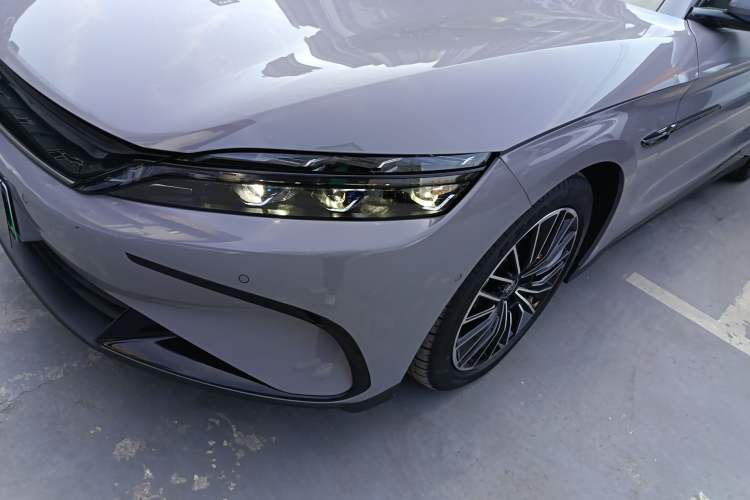 Used BYD Han 2025 DM-i Intelligent Driving Edition 125KM LiDAR Flagship Model