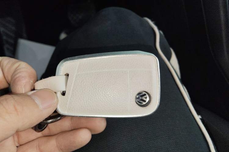 Used Volkswagen Tiguan L 2019 330TSI Automatic Two-Wheel Drive Panoramic Comfort Edition China VI Standard