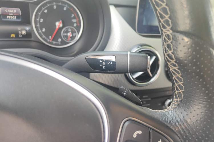Used Mercedes-Benz B-Class 2017 B 200 Sport Edition Gear Lever