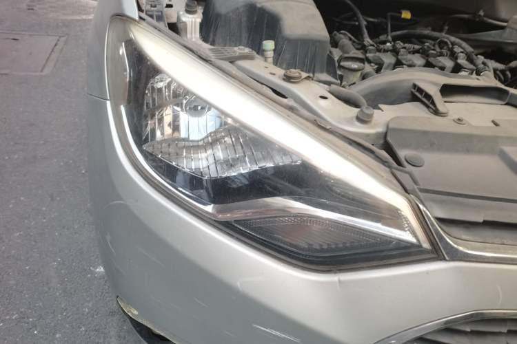 Used Chevrolet Lova RV 2016 1.5L Manual Comfort Edition