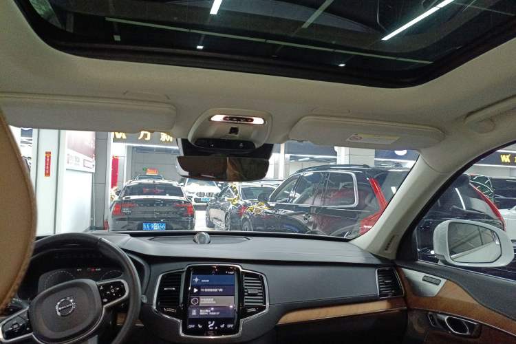 Used Volvo XC90 2018 T6 Prestige 7-Seater Headliner