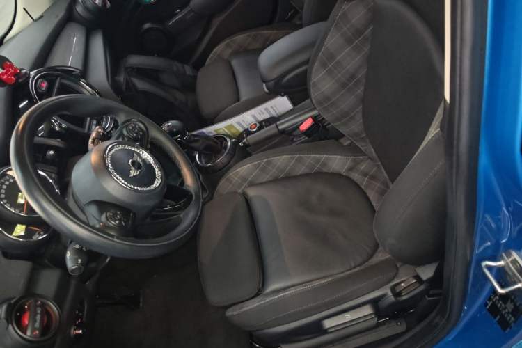 Used MINI MINI 2015 1.5T COOPER Fun Five-Door Edition