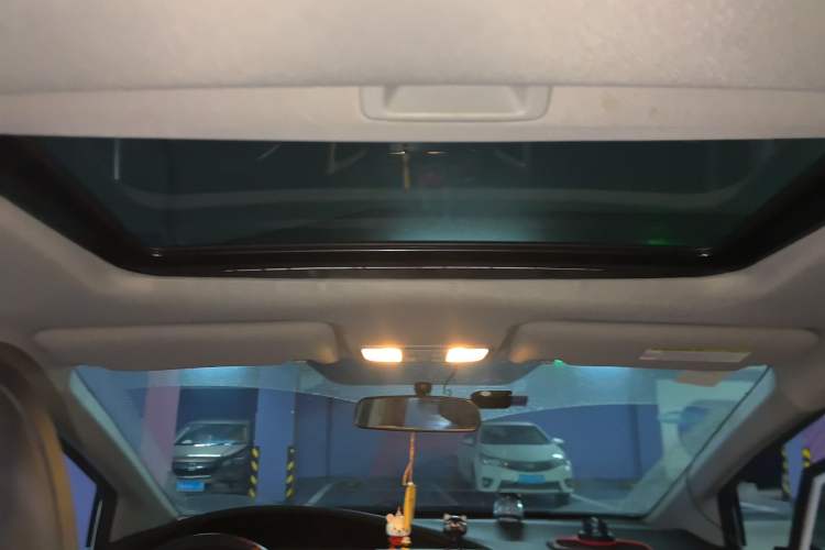 Used Honda Jade 2014 1.8L Automatic Comfort Elite Version 5 Seats
