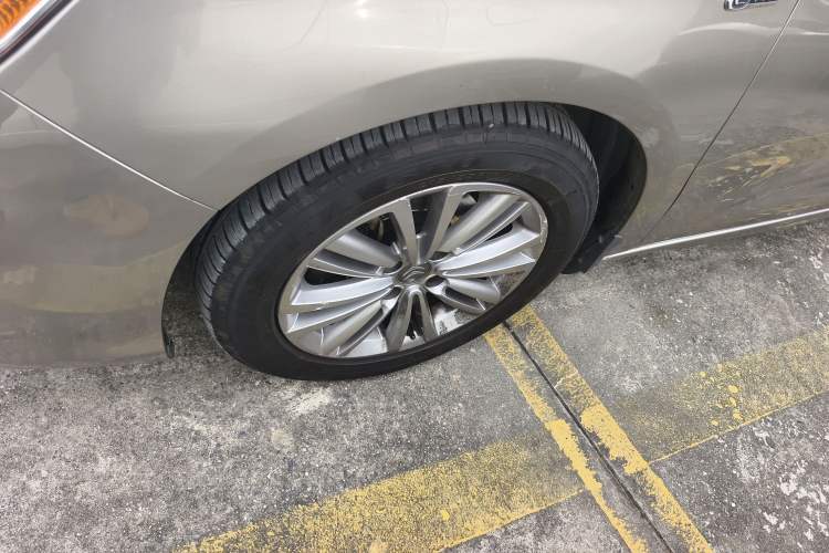 Used Citroen C4L 2015 1.2T Automatic Luxury Edition