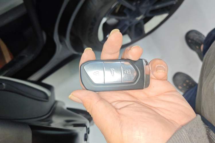 Used VOYAH FREE 2022 DNA Pure Electric Model Vehicle Key