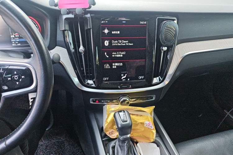 Used Volvo S60 2021 T4 Zhiyuan Luxury Edition
