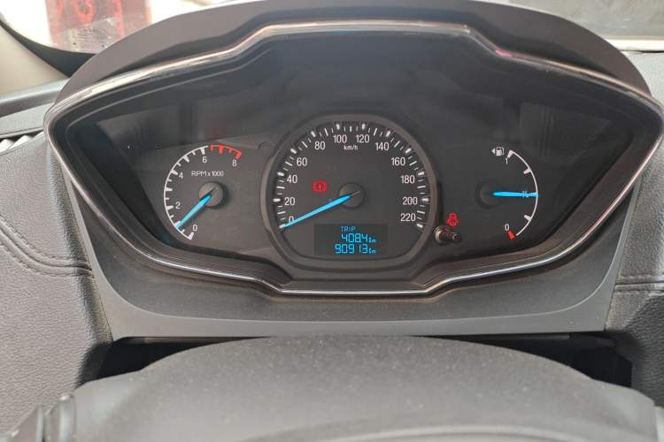 Used Ford Escort 2017 Happy Edition 1.5L Manual Fashion Model