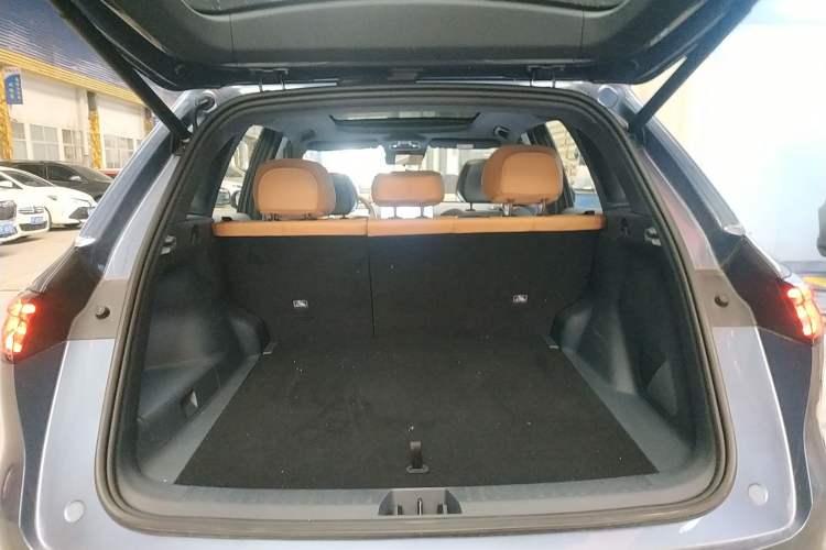 Used Geely Galaxy Galaxy Xingjian 7 EM-i 2025 120km Flagship Edition
