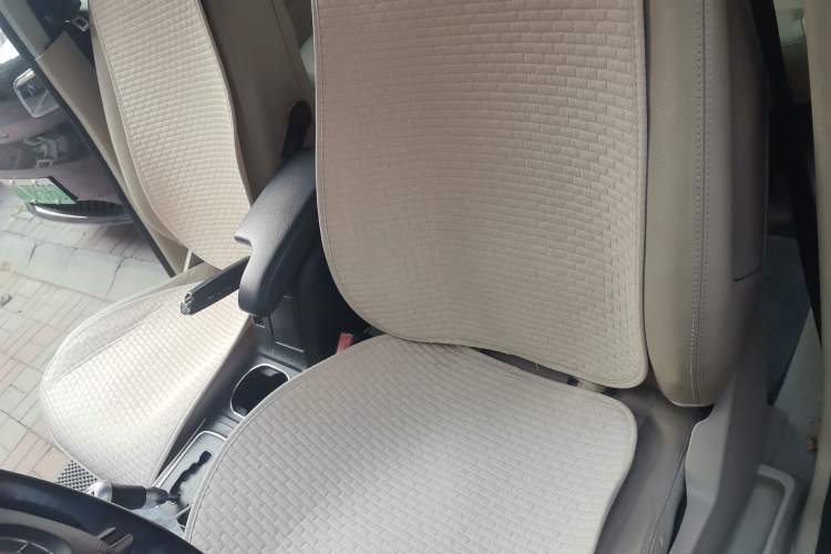 Used Mercedes-Benz B-Class 2009 B 200 Fashion Model Left Front Seat