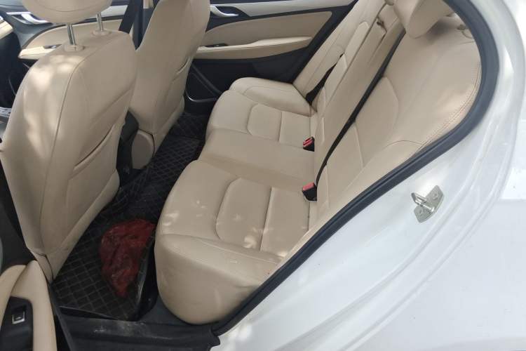 Used Geely Auto Emgrand 2018 1.5L Manual Luxury Model
