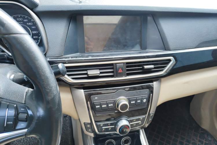 Used Zotye Domy X5 2017 Upgraded Model 1.5T CVT Landlord Edition
