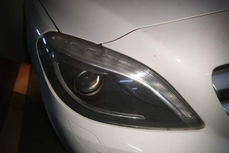 Used Mercedes-Benz B-Class 2012 B 200
