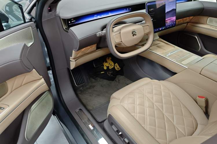 Used Nio ET9 2025 100kWh Signature Edition Driver Seat