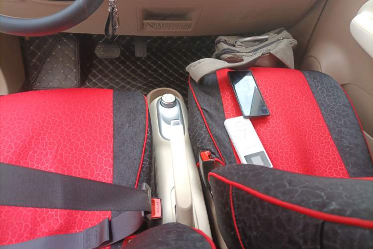 Used Wuling Hongguang MINIEV 2025 Four-Door Version Advanced Edition Gear Lever