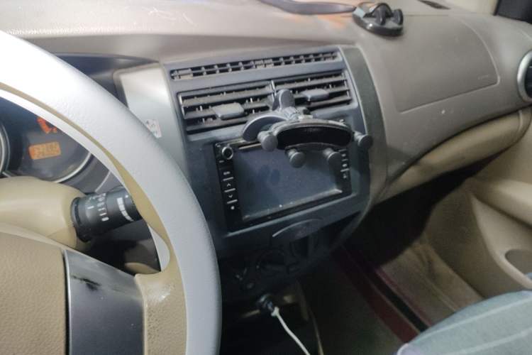 Used Nissan Geniss 2006 1.8L Manual Standard Edition