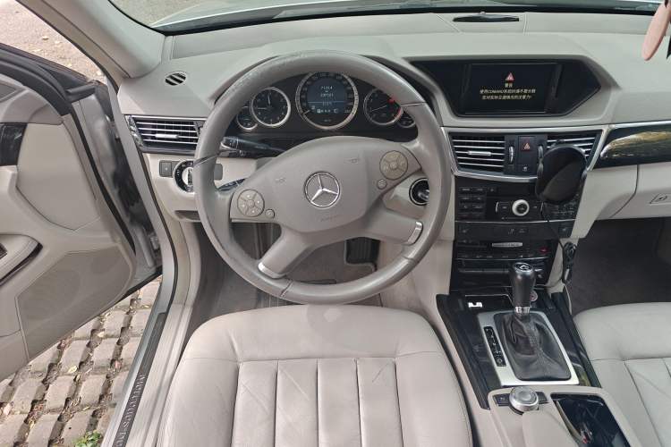 Used Mercedes-Benz E-Class 2010 E 200 CGI Elegant Model