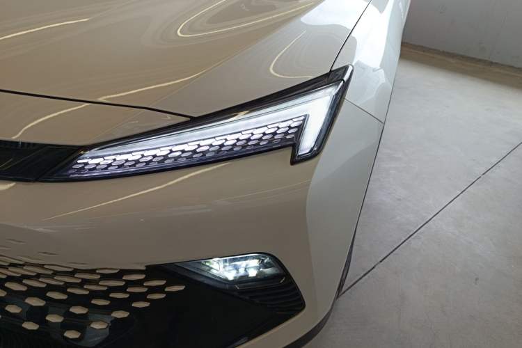 Used BAIC Rubik 2023 1.5T DCT Golden Edition