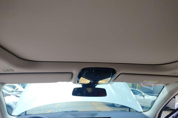 Used BMW 3 Series 2025 325i M Sport Package Headliner