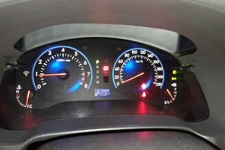 Used Mazda 8 2011 2.3L Ultimate Edition
