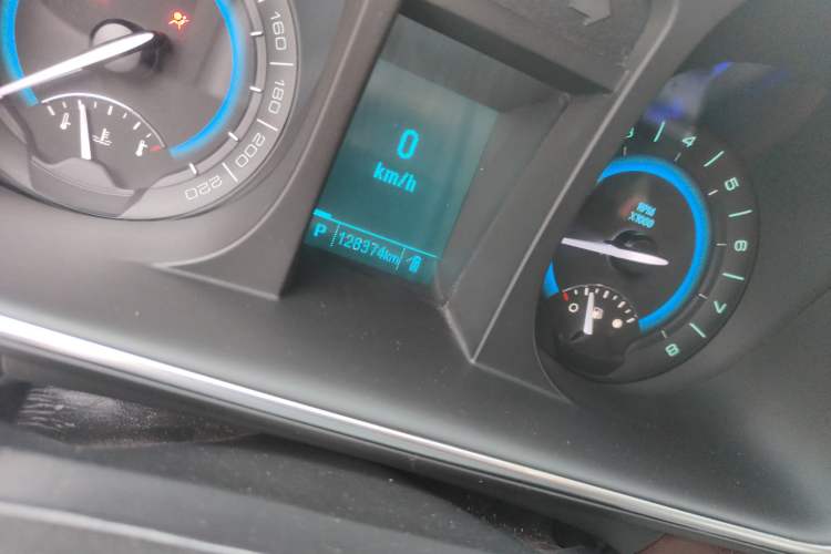 Used Buick GL8 2014 2.4L CT Luxury Business Comfort Edition