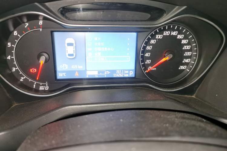 Used Ford Mondeo 2011 2.3L Luxury Model