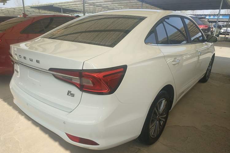 Used Roewe i5 2019 1.5L Manual 4G Connectable Langhao Edition
