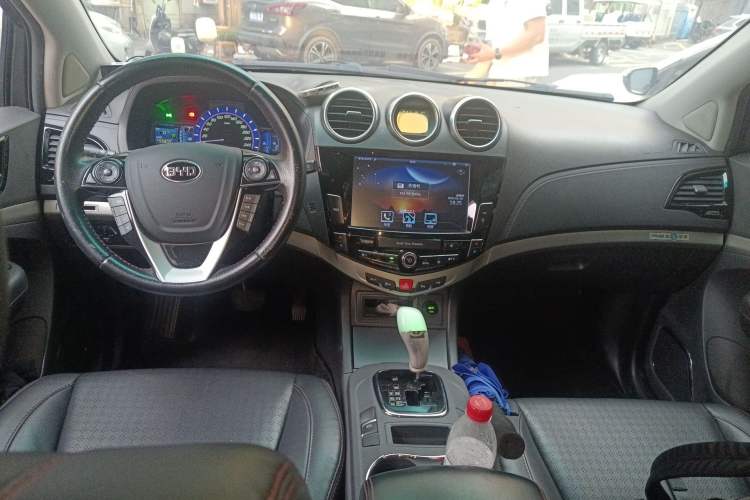 Used BYD S7 2015 2.0T Automatic Prestige Model
