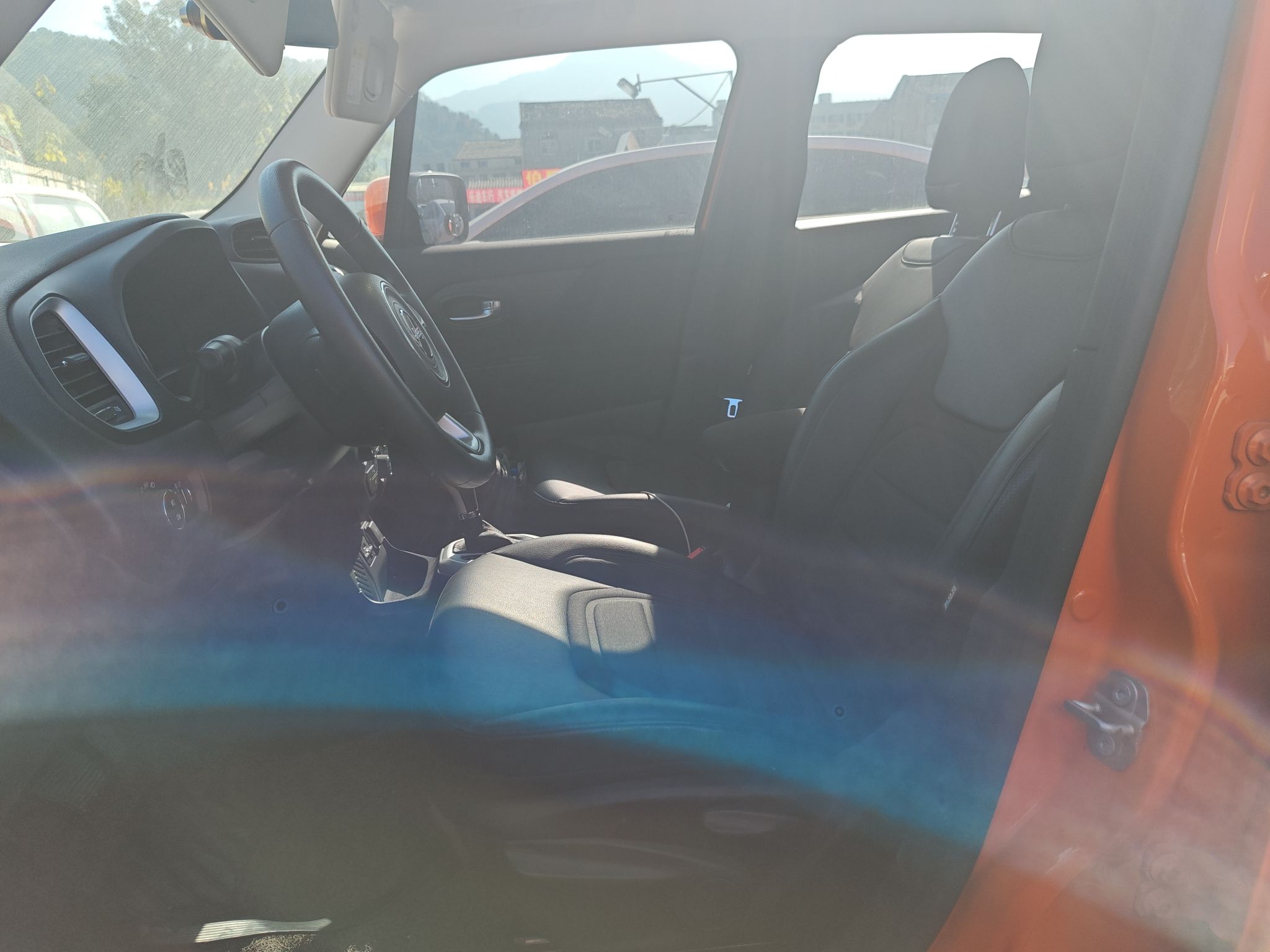 Переднее сиденье в автомобиле