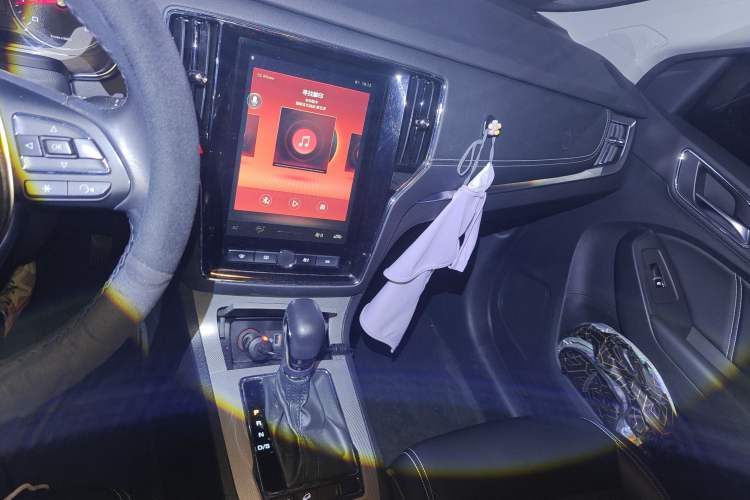 Used Roewe RX5 2020 20T Automatic 4G Connected Million Edition