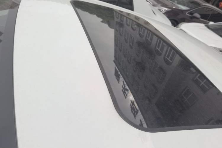 Used Volkswagen Sagitar 2017 230TSI Automatic Comfort Version
