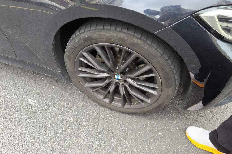 Used BMW 3 Series 2021 325Li M Sport Shadowline Package
