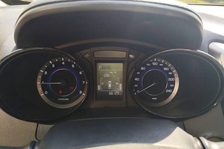 Used Changan CS15 2016 1.5L Automatic Fashion Edition