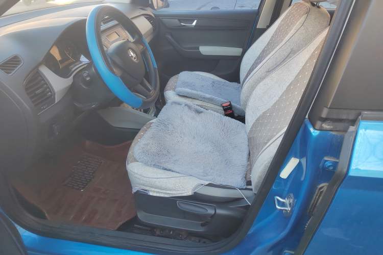 Used Skoda Fabia 2015 1.4L Automatic Chuanxing Edition
