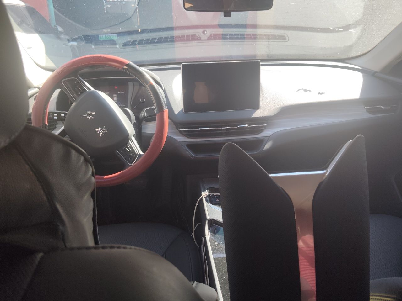 Hongqi E-QM5 2024 610 km PLUS — снимка 9
