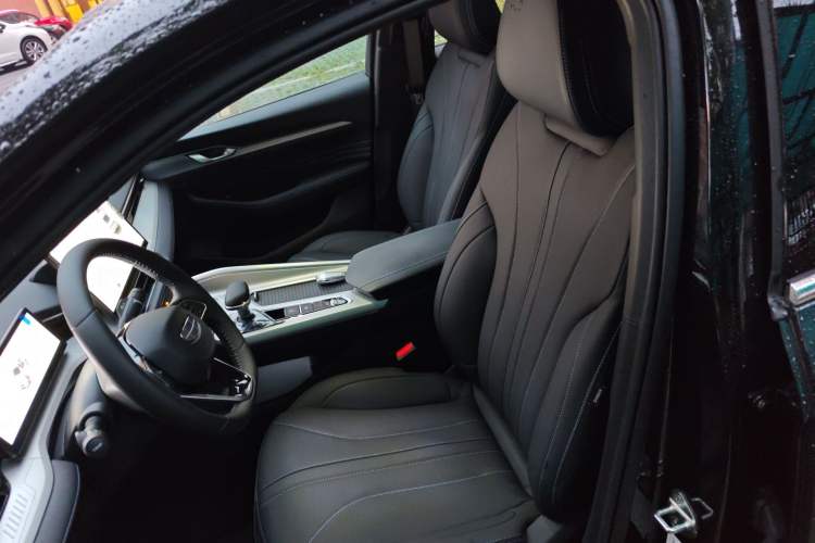 Used Geely Auto Preface 2025 Dongfang Yao 1.5TD Jinghong Edition+ Left Front Seat