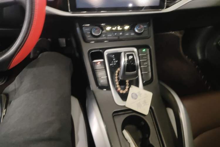 Used Geely Auto Emgrand X7 Sport 2022 1.8TD DCT Zhiya Trim
