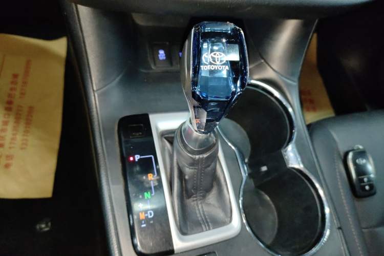 Used Toyota Highlander 2015 2.0T Four-Wheel Drive Luxury Edition 7-Seater