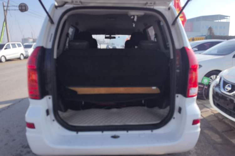 Used Dongfeng Fengon 330 2019 1.5L Manual Practical II China VI