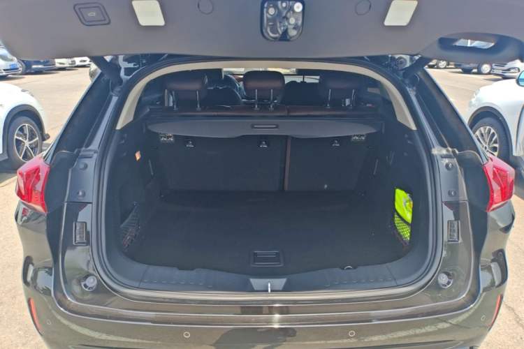 Used Wey VV5 2017 2.0T Flagship Edition Trunk