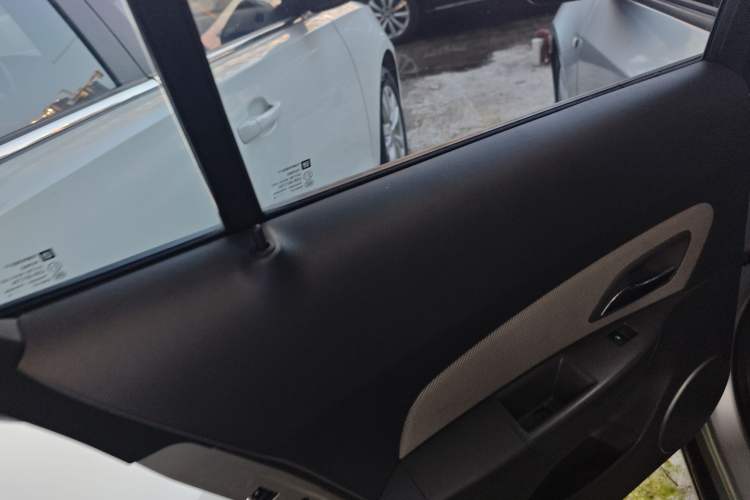 Used Chevrolet Cruze 2013 1.8L SE AT