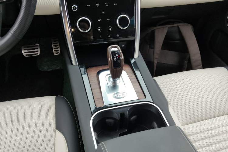 Used Land Rover Discovery Sport 2020 249 PS R-Dynamic Performance Tech Edition 7 Seats