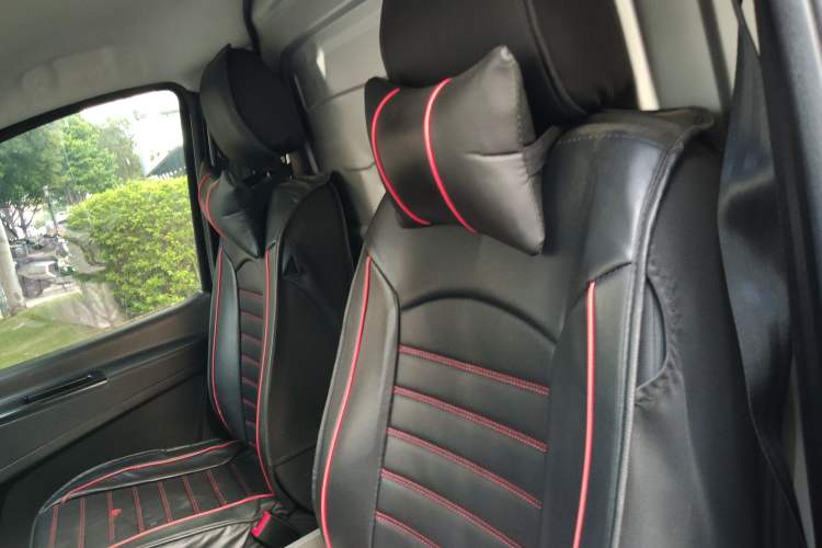 Used JAC Refine M3 2021 PLUS 1.8L 2-Seat Shuttle Version
