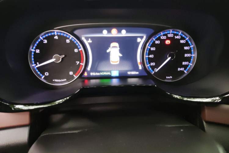 Used GAC Trumpchi GS8 2017 320T Two-Wheel Drive Luxury Smart Connectivity Version (7 Seats)
