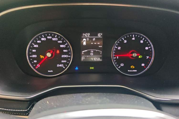 Used Roewe RX8 2019 30T Two-Wheel Drive Supreme Flagship Edition