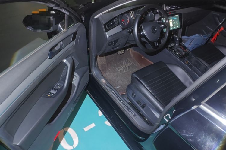 Used Volkswagen Magotan 2018 330TSI DSG Advanced Model
