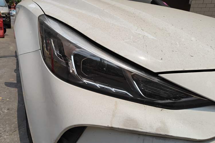 Used MG 5 2021 180 DVVT CVT Youthful Style Edition Right Front Headlight