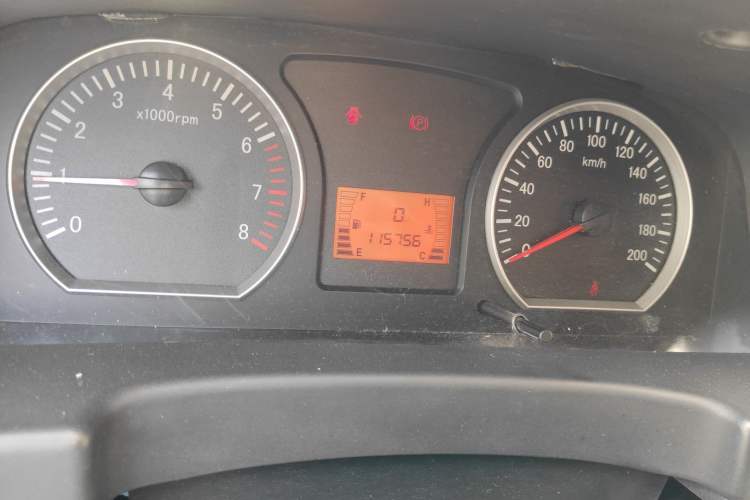 Used FORTHING Lingzhi 2014 M3 1.6L 7-Seater Comfort Model