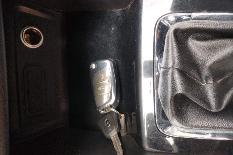 Used Soueast DX3 2016 1.5L Manual Luxury Model